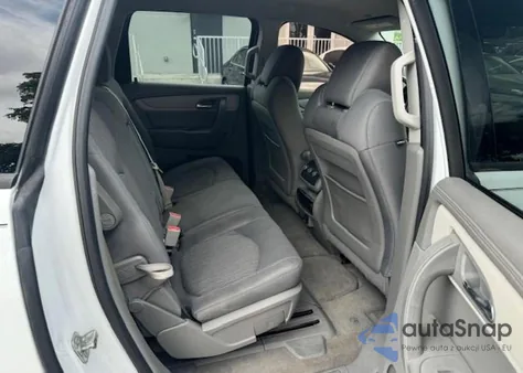 2016 Chevrolet Traverse Ls из США, поврежденный, VIN 1GNKRFED2GJ236027